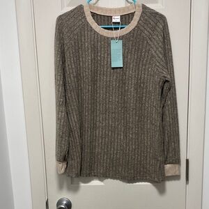 Women's Ribbed Sweater NWT